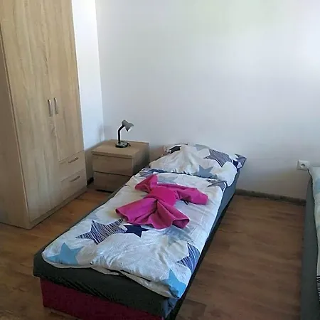 Janka * Handlova