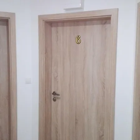 Hostal Janka *